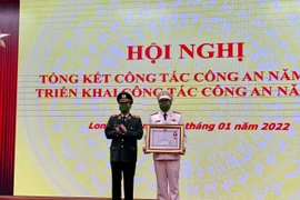 Xứng đáng danh hiệu Anh hùng Lực lượng vũ trang nhân dân