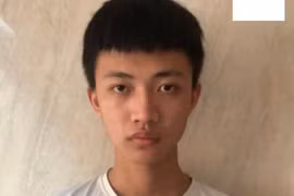 Bị Công an bắt khi đang giao ma túy cho khách 