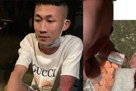 Kiểm tra gã trai xăm hình hoa hồng kín tay, phát hiện ma túy