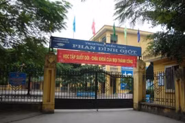 Xác minh thông tin chủ nợ mạo danh phụ huynh đòi đón học sinh ở quận Thanh Xuân 