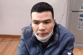 Gã đàn ông "găm hàng trắng" bị bắt giữ