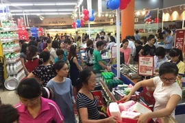 Fivimart Hoàng Quốc Việt khai trương trở lại với hơn 15.000 mặt hàng