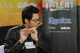 Thí sinh khiếm thị mang tài năng âm nhạc chinh phục giải thưởng 400 triệu