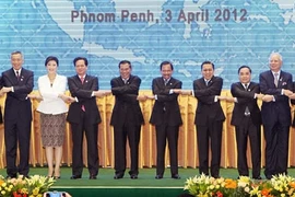 Vì hòa bình, an ninh và phát triển khu vực