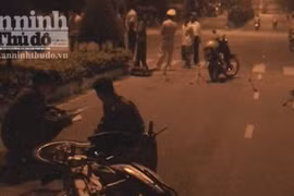 Mẹ chết, con bị thương trên đường dạo công viên