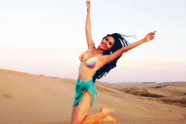 Hoàng My lọt vào top 40 Hoa hậu Biển