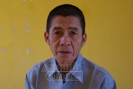 Nghi vợ ngoại tình, chồng "quan hệ" với con riêng của vợ để trả thù