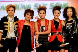 Bảng đề cử tháng 5: Bất ngờ với những nhóm nhạc mới nổi