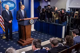 Mỹ: Giải pháp nào cho “Vách đá tài chính”