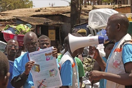 8 tuyên truyền viên dịch Ebola bị sát hại dã man trong vùng bệnh