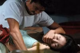 Chồng trọng thương khi cứu vợ bị hiếp dâm