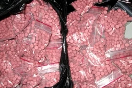 Bắt hai đối tượng vận chuyển gần 600 viên ma tuý tổng hợp