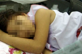 Gã mua phế liệu dụ dỗ, hiếp dâm bé gái 9 tuổi 