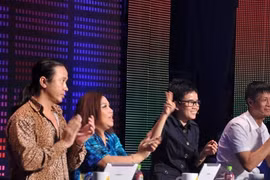 Giám khảo Lê Minh Sơn: "Giáo sư" Xoay... kém thông minh