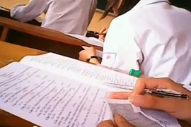 Vụ clip gian lận thi cử: Xác định được người tung clip lên mạng