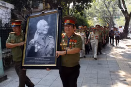 Lễ viếng Đại tướng Võ Nguyên Giáp tại nhà riêng chỉ đến 18h ngày 10-10