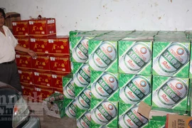 Bắt số lượng lớn thực phẩm Trung Quốc nhập lậu