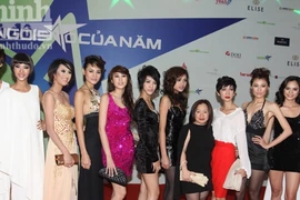 Sao Việt "mê hoặc" trên thảm đỏ "Ngôi sao của năm"