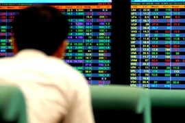 Thị trường giảm điểm trước áp lực bán mạnh