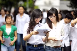 Biển Đông lại "nổi sóng" trong kỳ thi tuyển sinh Đại học