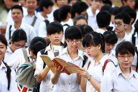 Đề và gợi ý đáp án đề thi tốt nghiệp THPT 2014: Môn Văn