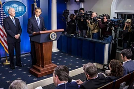 Mỹ: Giải pháp nào cho “Vách đá tài chính”