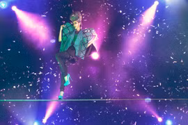 Next top model bị Người giấu mặt "đe dọa"