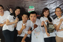 Nam giới "rủ nhau" thi tài với Vua đầu bếp