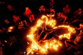 8 nghi thức tôn giáo “rùng rợn” trên thế giới