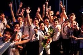 Nguyễn Phương, Kran Jan dắt tay nhau vào Chung kết