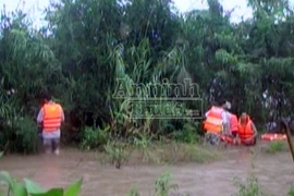 Tìm thấy thi thể thầy giáo Hiệu trưởng bị mưa, lũ cuốn trôi