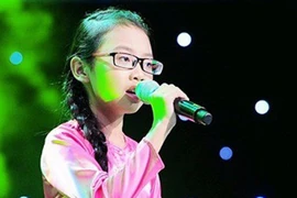 Phương Mỹ Chi trở lại vị trí đầu bảng khiến fan Bùi Anh Tuấn "đứng ngồi không yên"