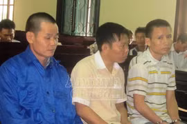 Thêm 3 đối tượng lợi dụng hỗn loạn hôi của ở Vũng Áng lãnh án