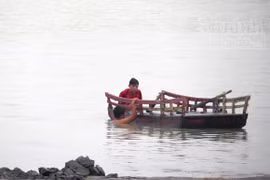 Tắm tại hồ thải xỉ của nhà máy nhiệt điện, 2 học sinh tiểu học tử vong