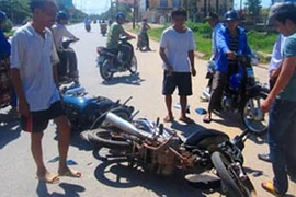 2 vụ chém người, cướp tài sản trên cầu Cống Dinh