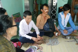 Phút giây kinh hoàng khi tàu cá phát nổ