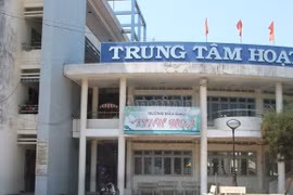 Làm mất vệ sinh, bé 5 tuổi bị cô giáo đánh lằn 2 đùi