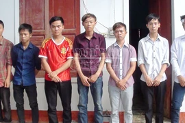 Bị lập biên bản, 7 đối tượng cầm gậy tấn công CSGT