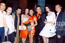 Đoan Trang - Trấn Thành mở tiệc mừng chiến thắng