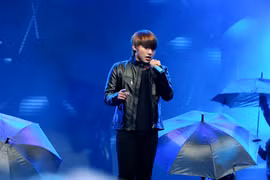 Ca khúc biểu diễn trong liveshow 10 "thắng thế" 