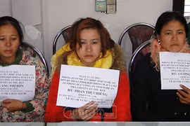 Bắt quả tang 3 đối tượng lừa bán phụ nữ sang Trung Quốc