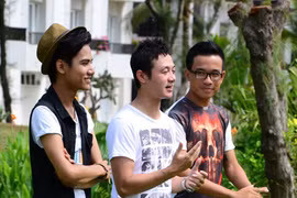 MC Anh Tuấn gây "khó dễ" cho "đàn em"