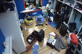 Khám phá cuộc sống phía sau ánh hào quang của một ngôi sao