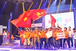 Robocon 2013: Ngôi vô địch lại "gọi tên" Lạc Hồng