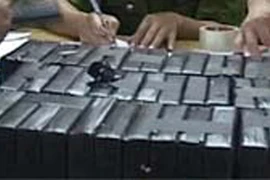 Triệt phá đường dây ma túy lớn, thu giữ 89 bánh heroin