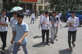 Gợi ý cách giải đề thi tuyển sinh Đại học năm 2013 môn Vật Lý