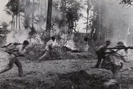 Chủ động tiến công đánh phủ đầu tiêu diệt địch