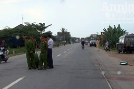 Xe không đèn lao trong đêm gây tai nạn, 4 người thương vong