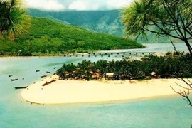 Khó khăn không “chạm” tới du lịch