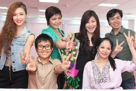 Top 4 Giọng hát Việt 2012 giao lưu với thí sinh mùa giải 2013